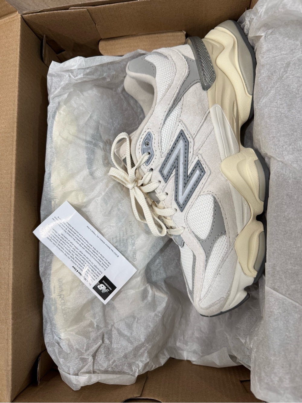 New Balance 9060
